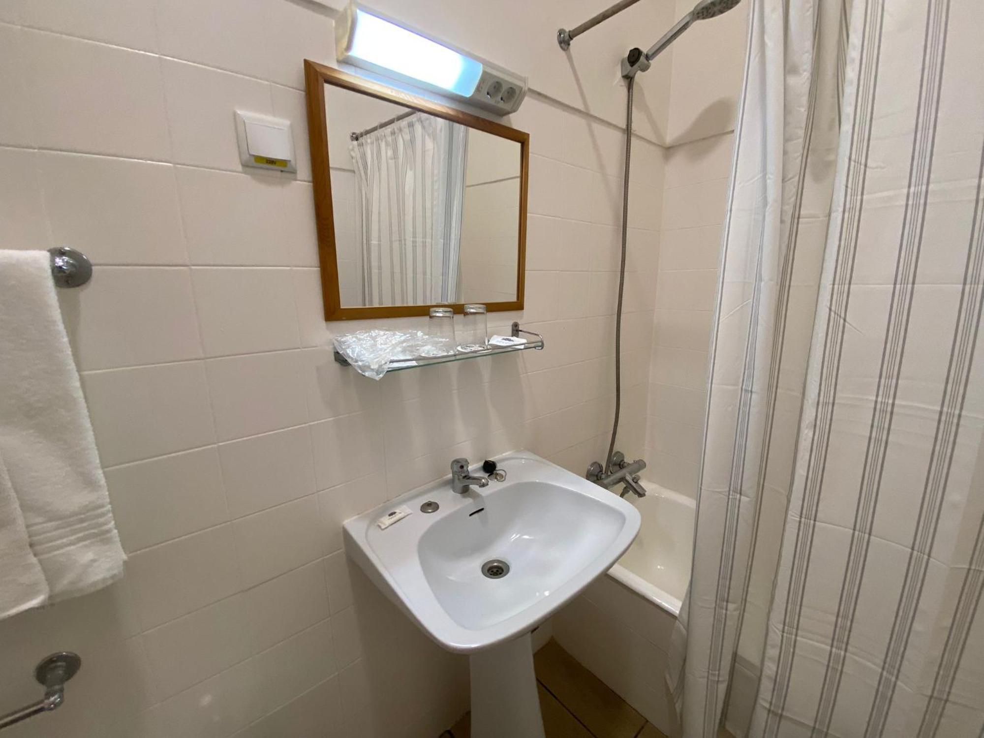Uniao - Guest House Tomar Ngoại thất bức ảnh