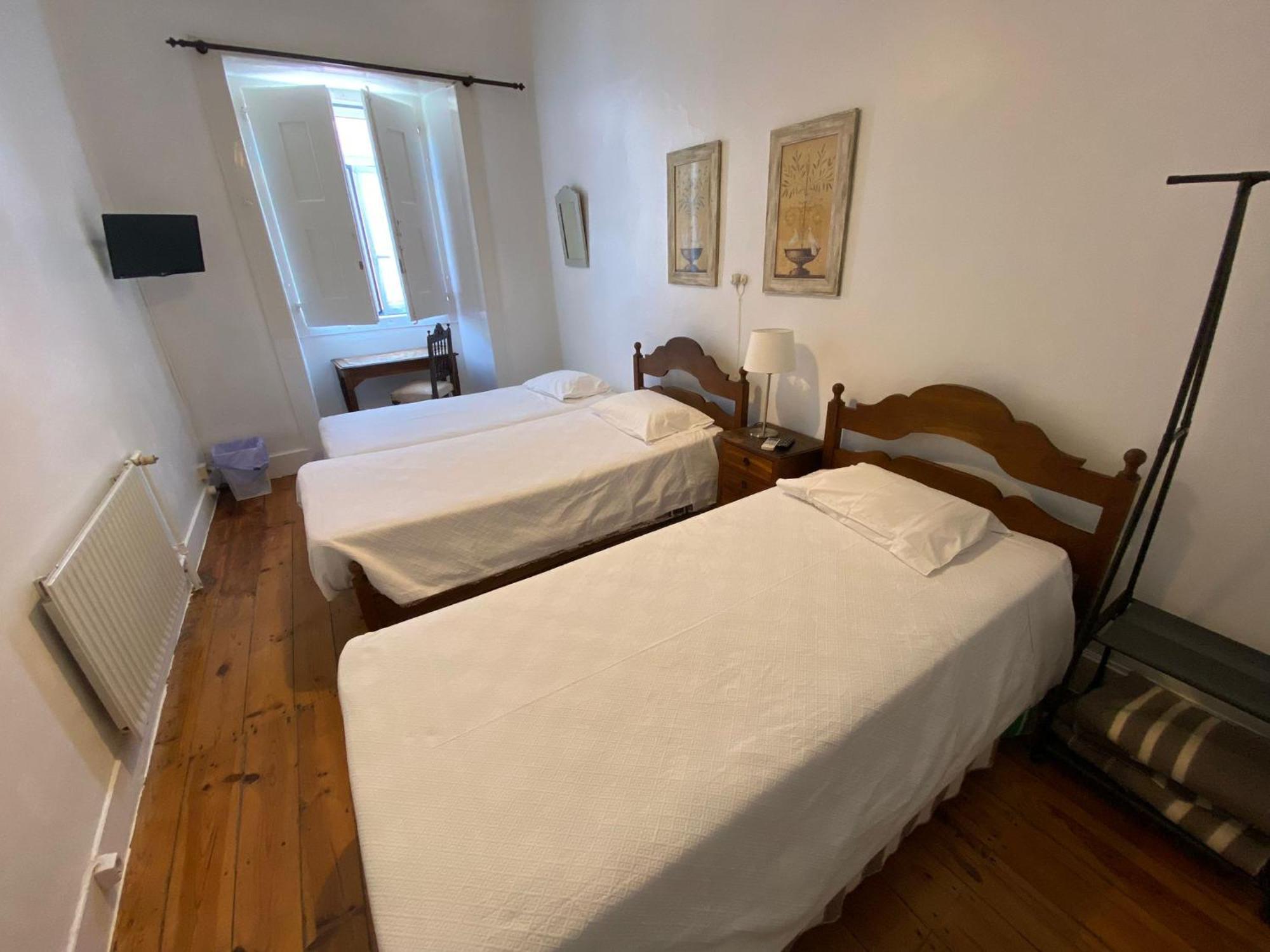 Uniao - Guest House Tomar Ngoại thất bức ảnh
